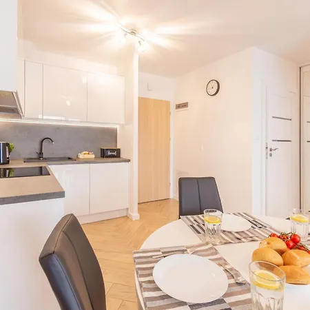 Horyzont - Navigator- Możliwość Wykupienia śniadań!!! Apartament *