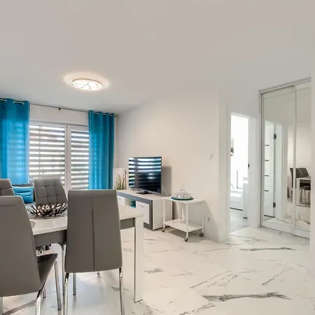 Horyzont - Navigator- Możliwość Wykupienia śniadań!!! Kołobrzeg